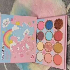 Lovely Bears 12-Color Eyeshadow Palette
